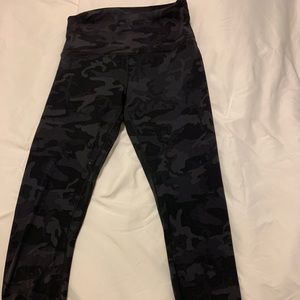 Camo Lululemon Aligns